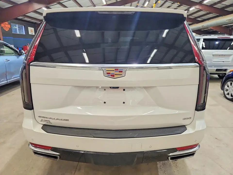 2022 CADILLAC ESCALADE PREMIUM LUXURY  