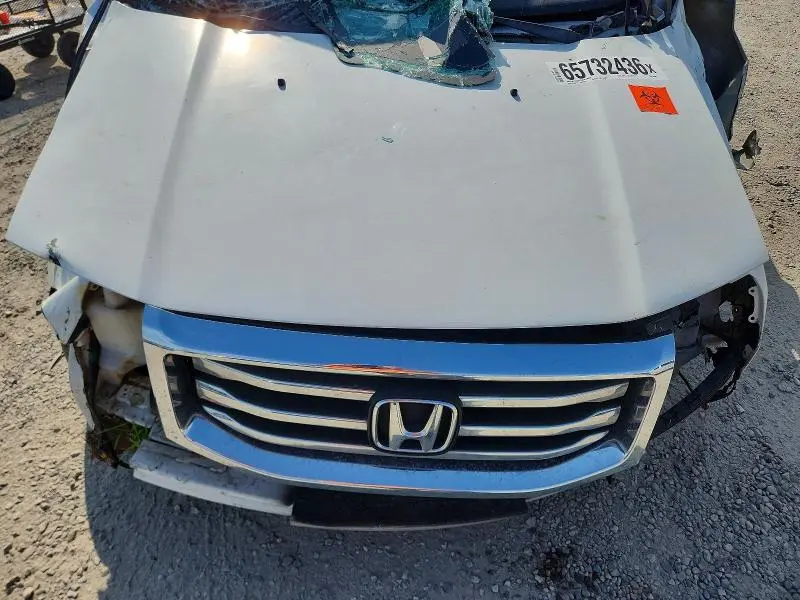 2015 HONDA PILOT LX  