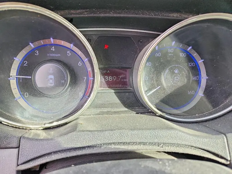 2011 HYUNDAI SONATA GLS  