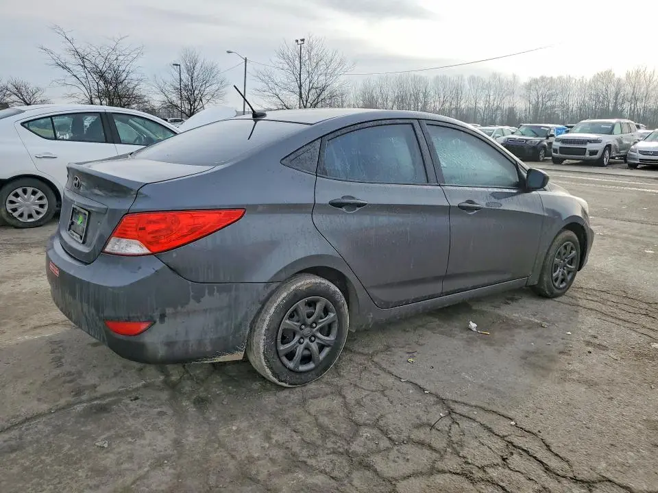 2012 HYUNDAI ACCENT GLS  