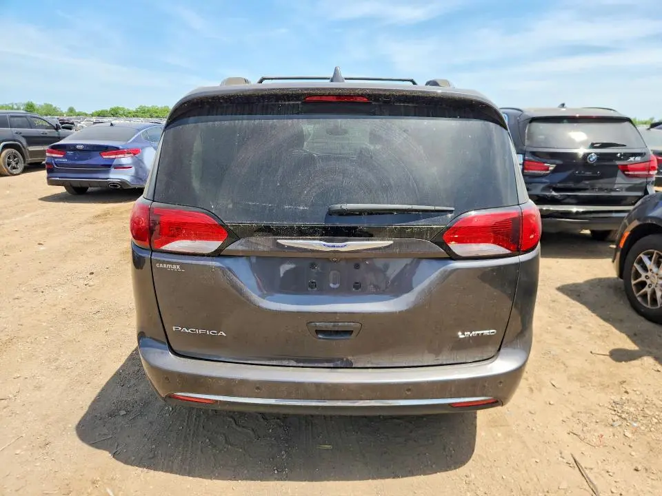 2018 CHRYSLER PACIFICA   
