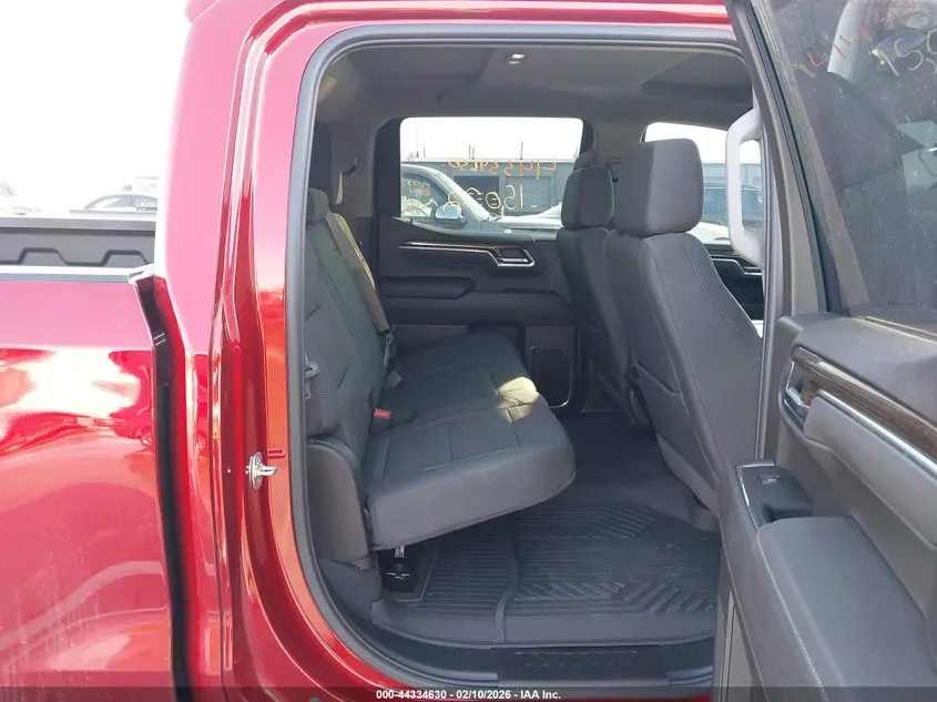 2025 CHEVROLET SILVERADO 1500 4WD  SHORT BED RST