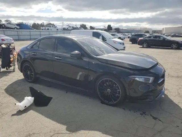 2019 MERCEDES-BENZ A 220  