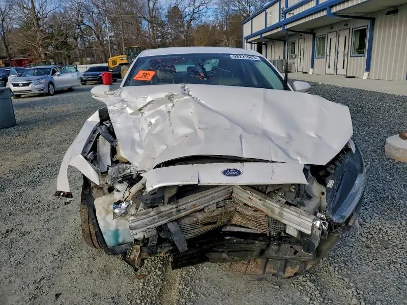 2015 FORD FUSION TITANIUM  