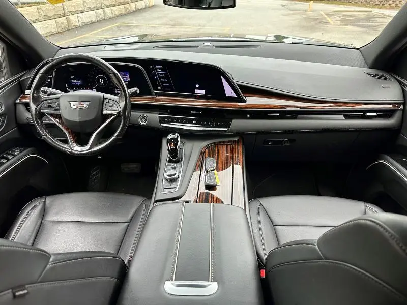 2023 CADILLAC ESCALADE ESV LUXURY  