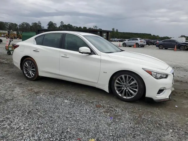 2018 INFINITI Q50 LUXE