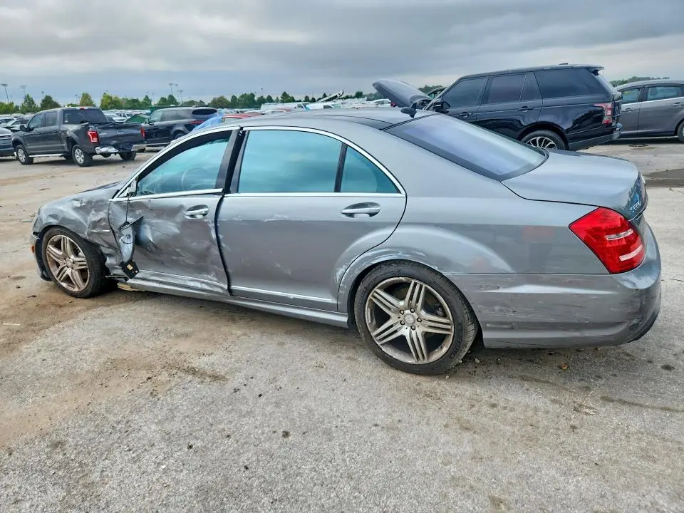 2012 MERCEDES-BENZ S 550  