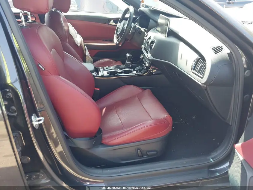 2020 KIA STINGER GT-LINE