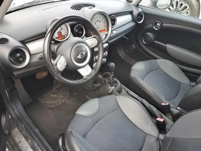 2010 MINI COOPER   