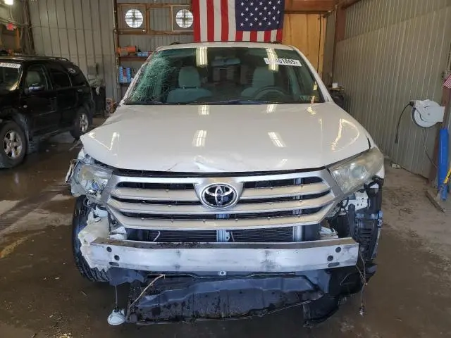 2011 TOYOTA HIGHLANDER BASE  