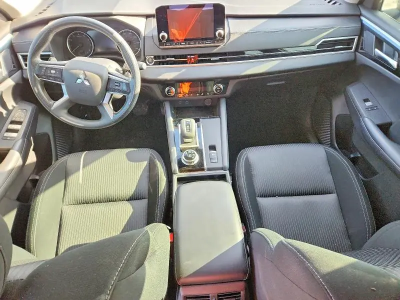 2022 MITSUBISHI OUTLANDER ES  