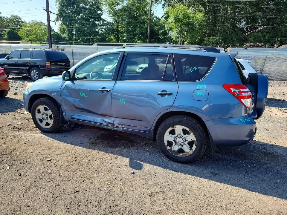 2011 TOYOTA RAV4 BASE  