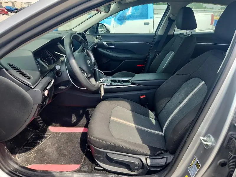 2021 HYUNDAI SONATA SE  