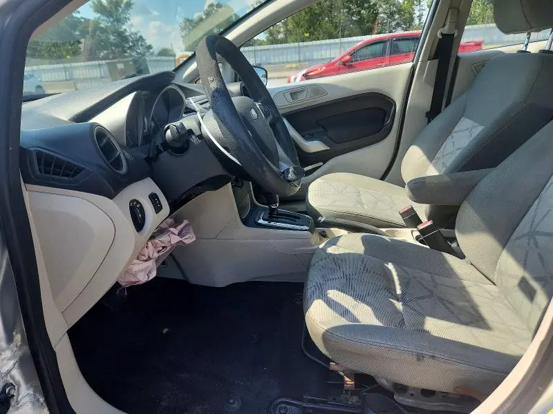 2013 FORD FIESTA SE  