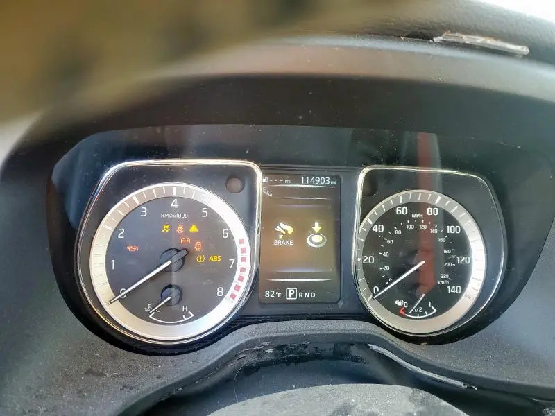 2017 NISSAN TITAN SV