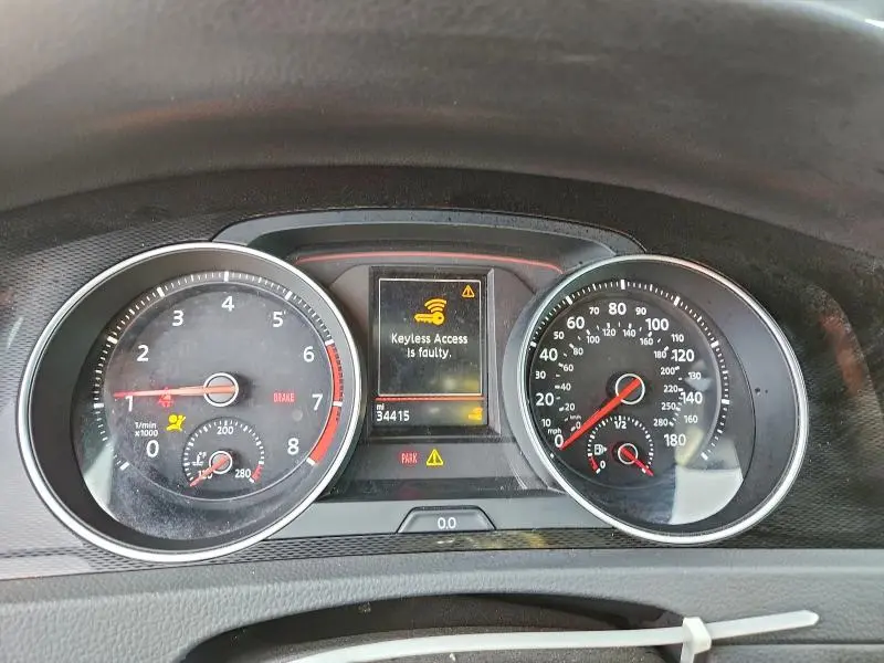 2017 VOLKSWAGEN GTI S/SE  