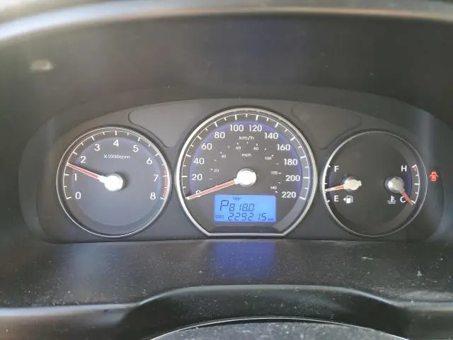 2011 HYUNDAI SANTA FE GLS  