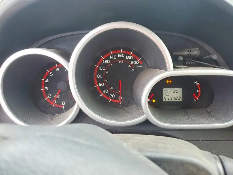 2010 TOYOTA MATRIX BASE  