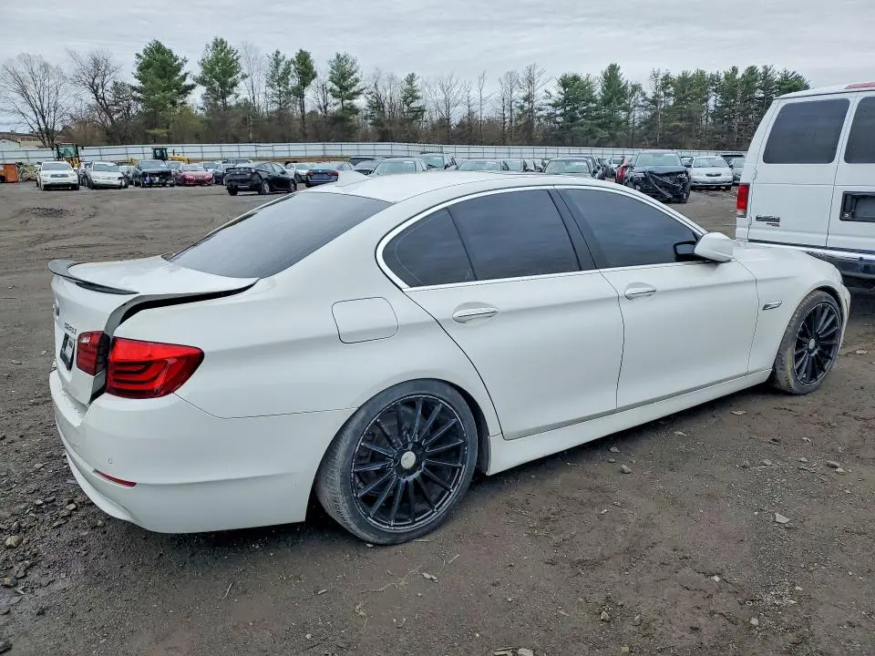 2013 BMW 528 XI  