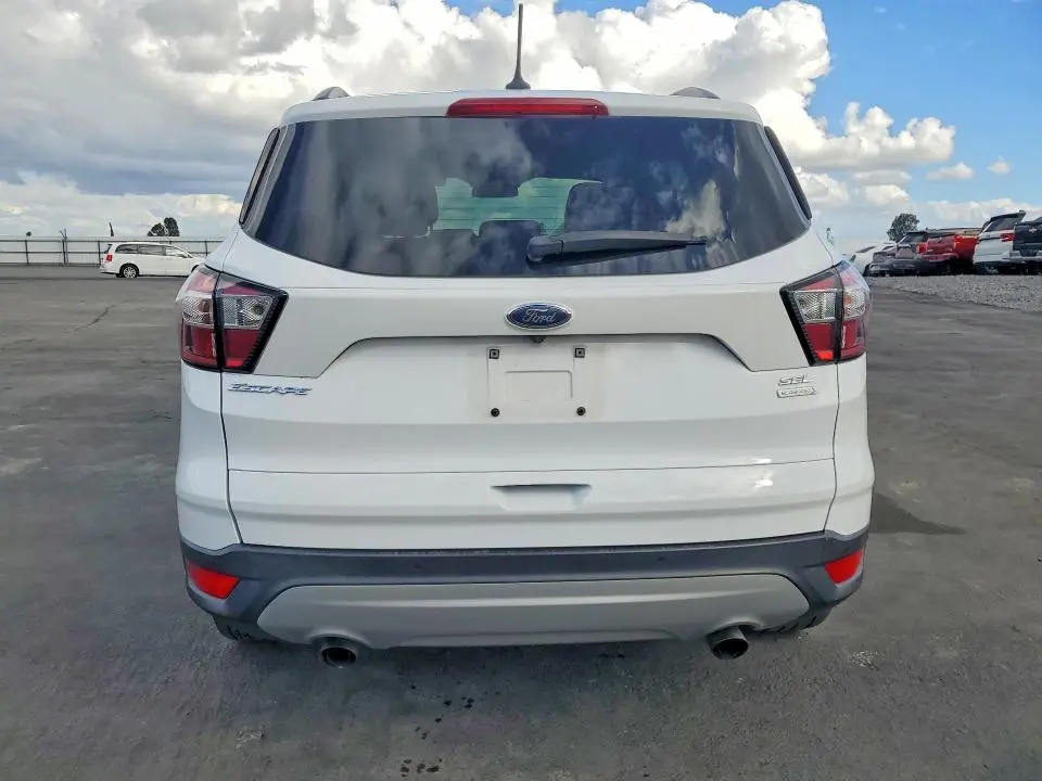 2018 FORD ESCAPE SEL  