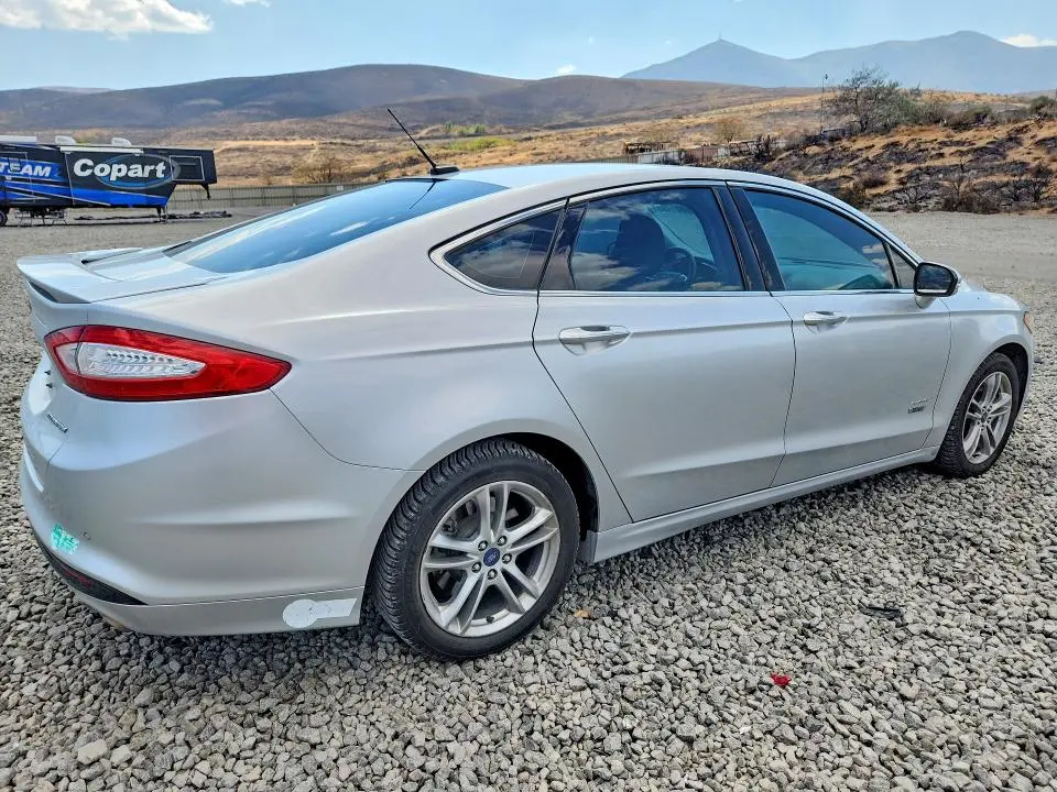 2016 FORD FUSION TITANIUM PHEV  