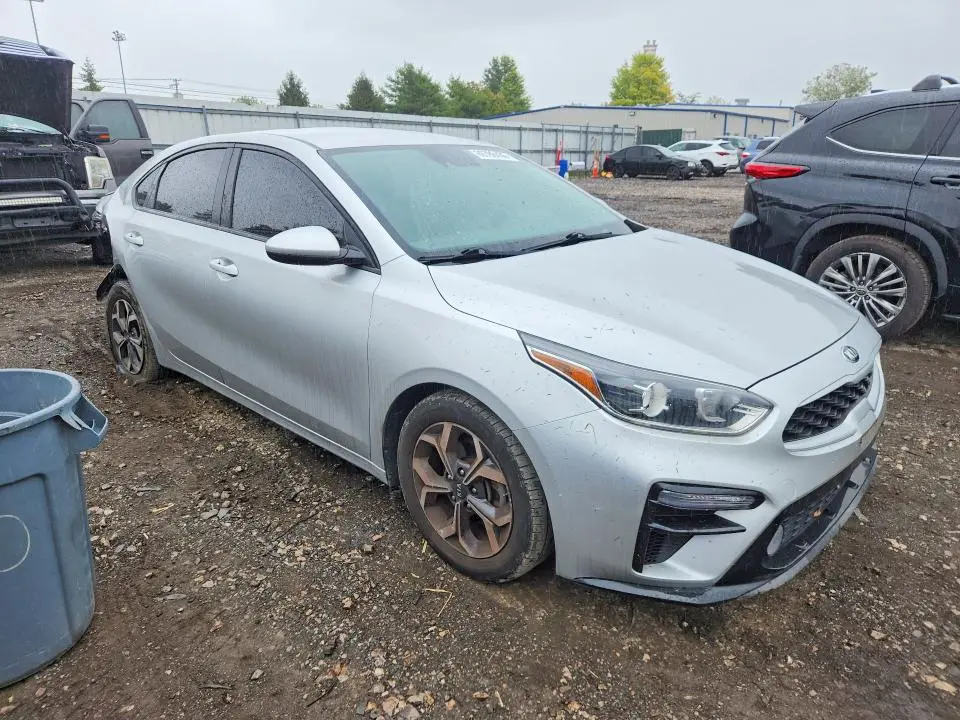 2019 KIA FORTE LXS  
