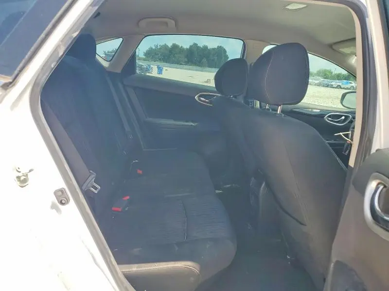 2019 NISSAN SENTRA SV  