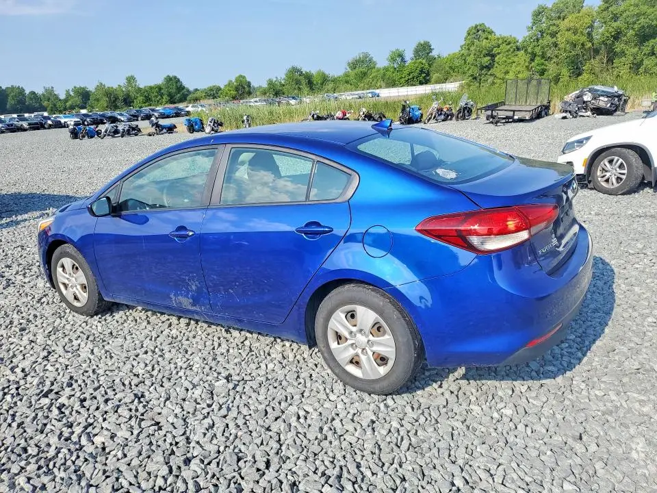 2017 KIA FORTE LX  