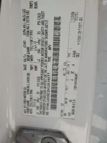 2017 FORD ESCAPE SE  