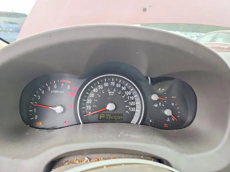 2011 KIA SEDONA EX  