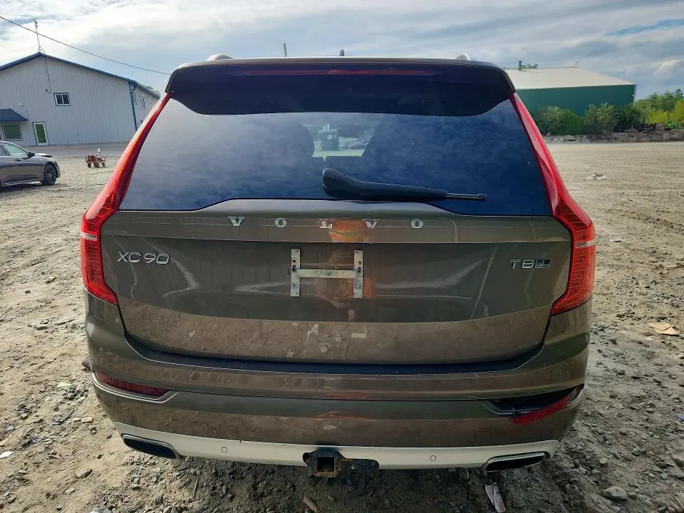 2016 VOLVO XC90 T8  