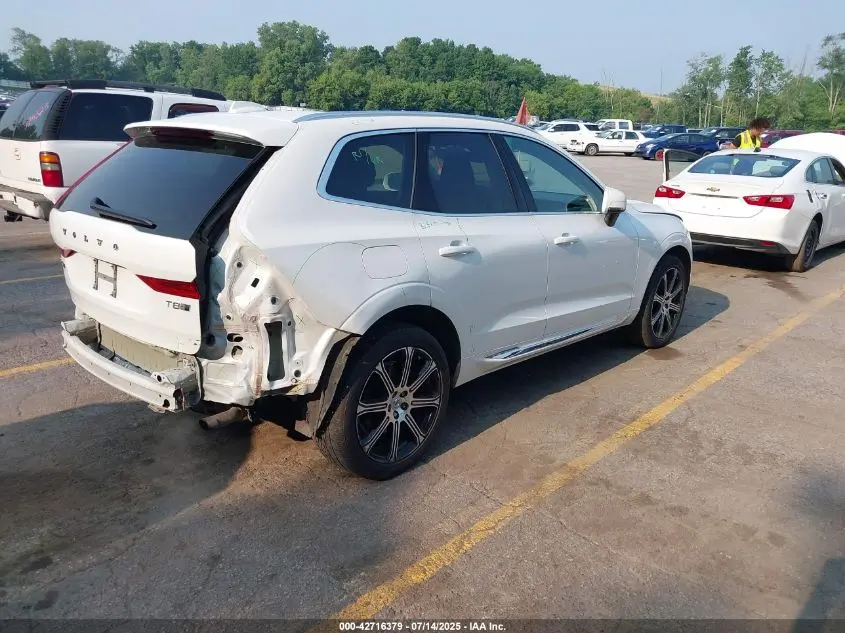 2018 VOLVO XC60 HYBRID T8 INSCRIPTION