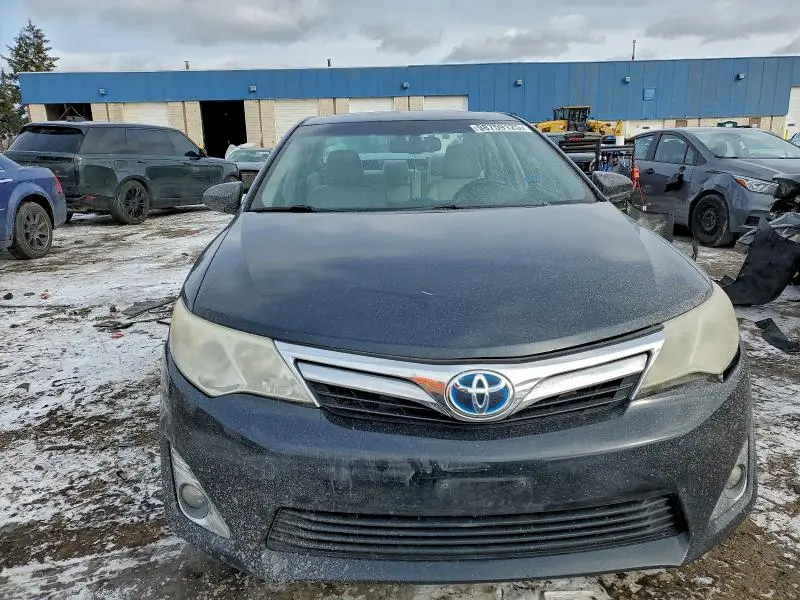 2013 TOYOTA CAMRY HYBRID  