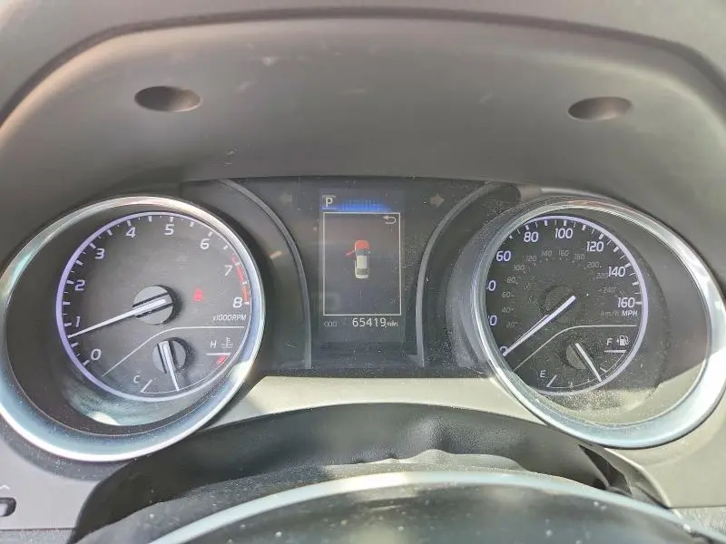 2019 TOYOTA CAMRY LE  
