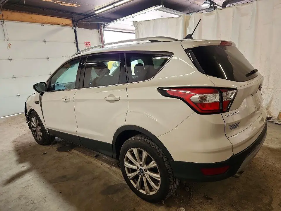 2018 FORD ESCAPE TITANIUM  