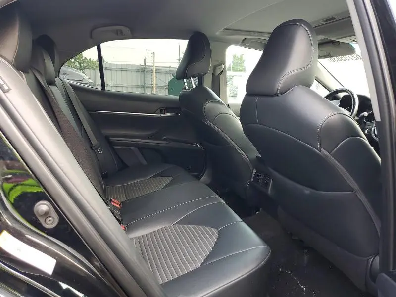 2019 TOYOTA CAMRY   
