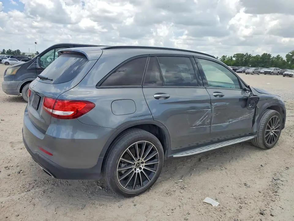 2019 MERCEDES-BENZ GLC 300  