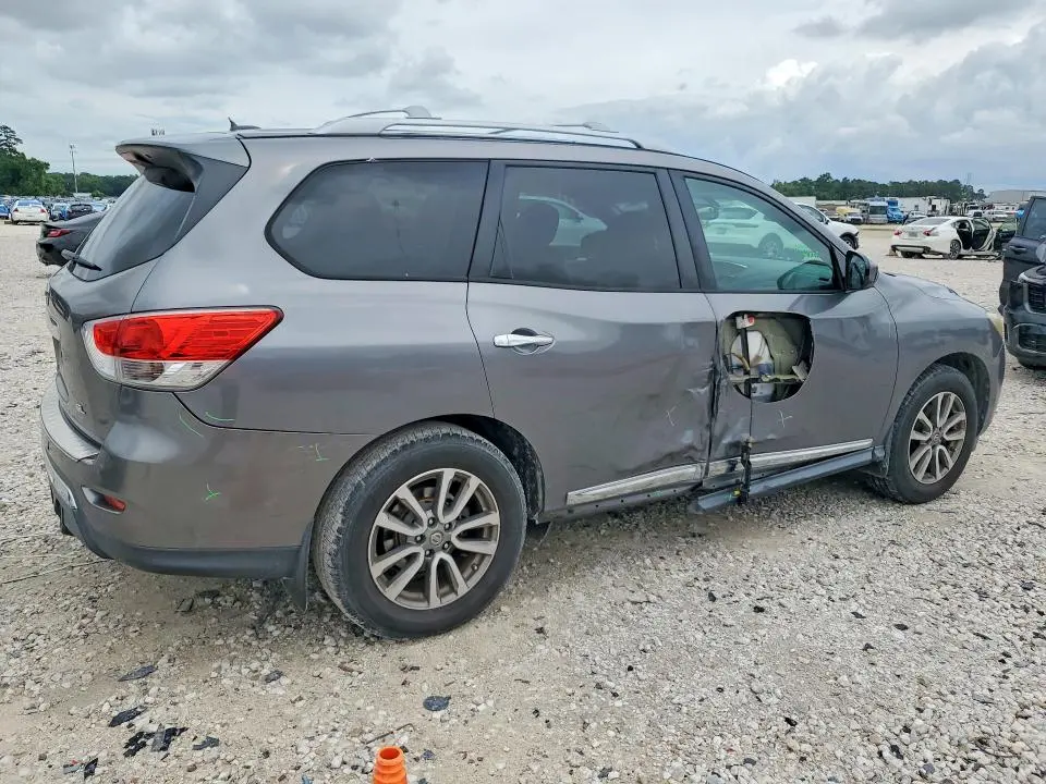 2015 NISSAN PATHFINDER SL  