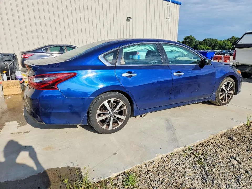 2017 NISSAN ALTIMA 2.5 SR  