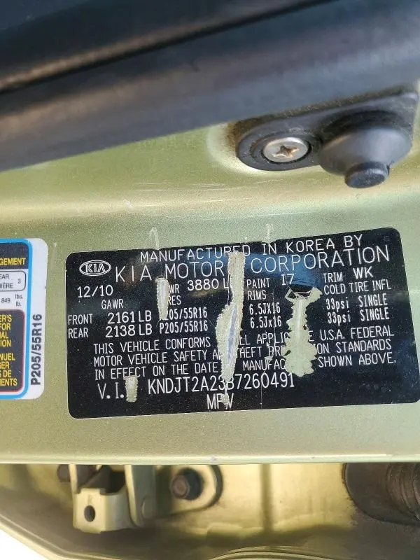 2011 KIA SOUL +  