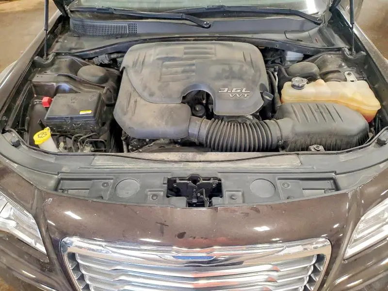 2013 CHRYSLER 300   