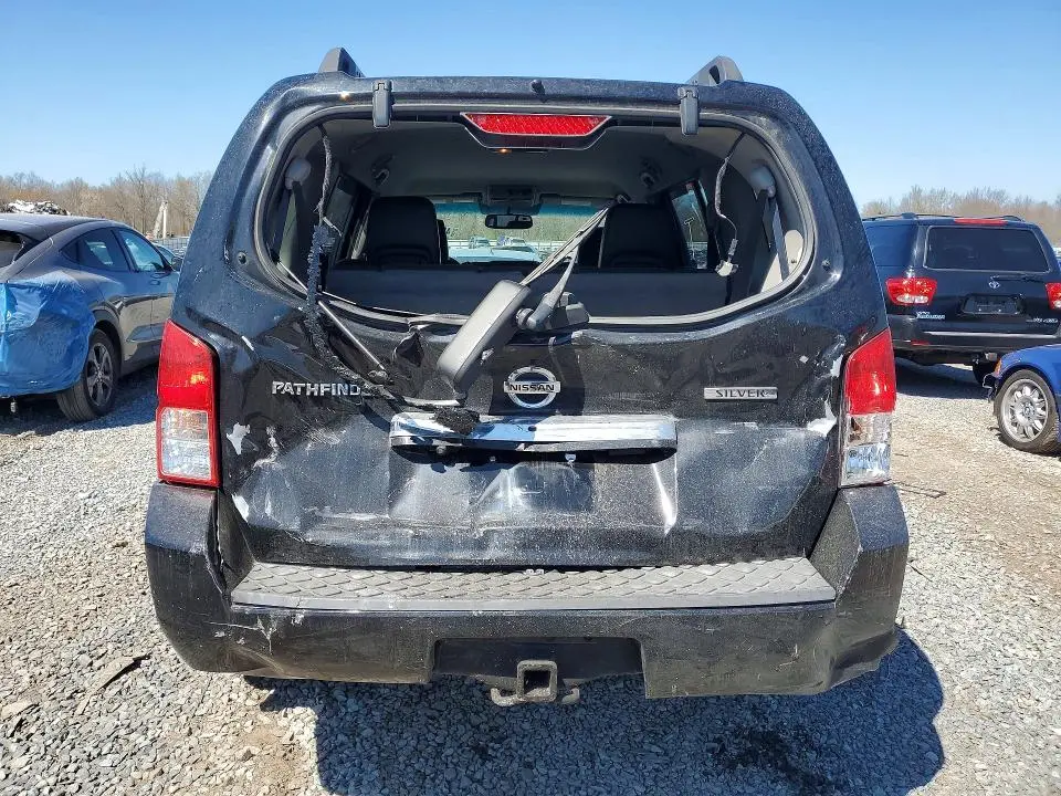 2012 NISSAN PATHFINDER S  