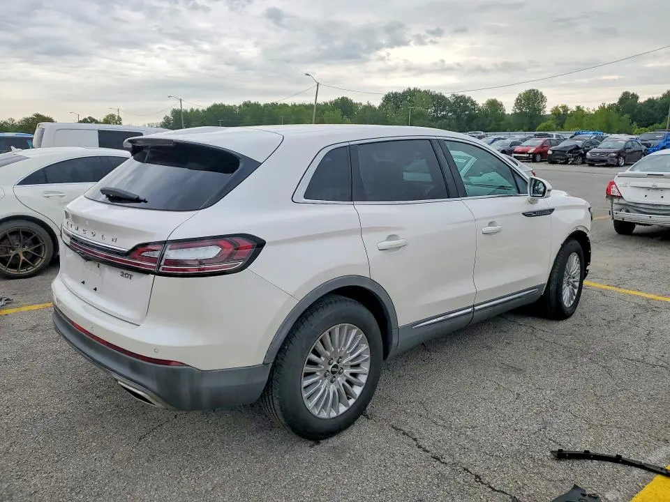 2019 LINCOLN NAUTILUS   