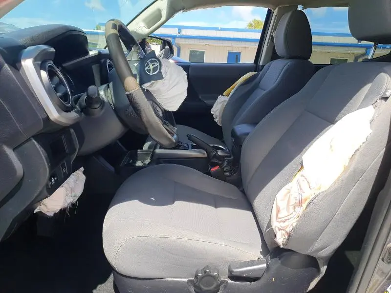 2019 TOYOTA TACOMA SR5 V6  