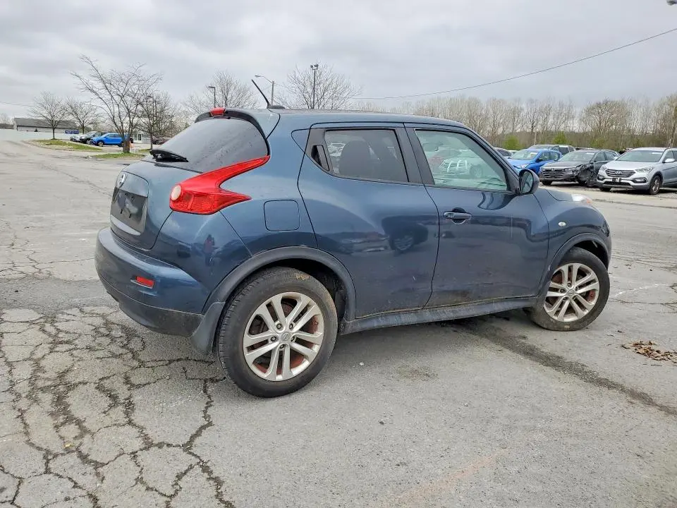 2013 NISSAN JUKE S  