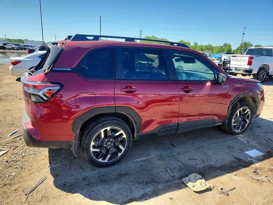 2025 SUBARU FORESTER PREMIUM  