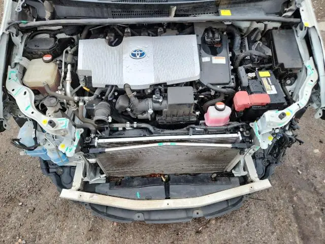 2016 TOYOTA PRIUS   