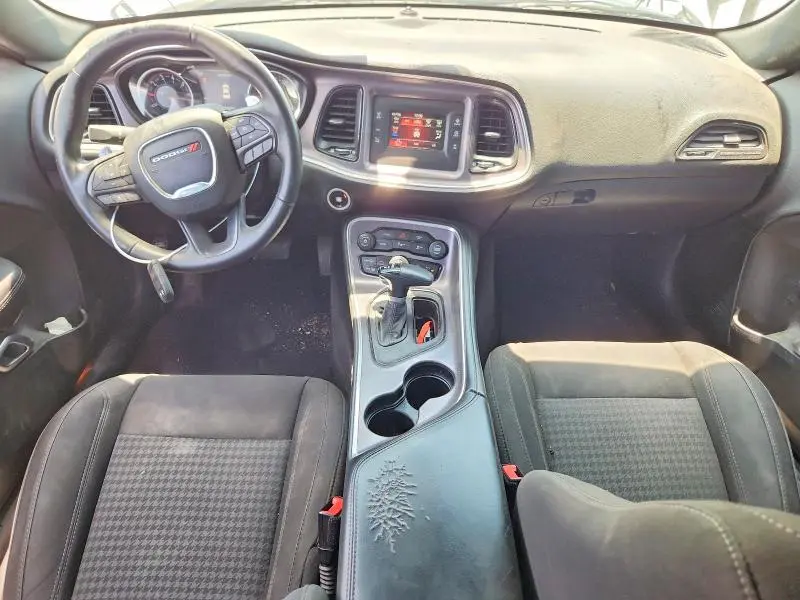 2017 DODGE CHALLENGER SXT  