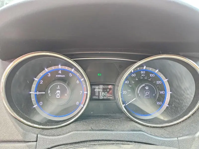 2013 HYUNDAI SONATA SE  