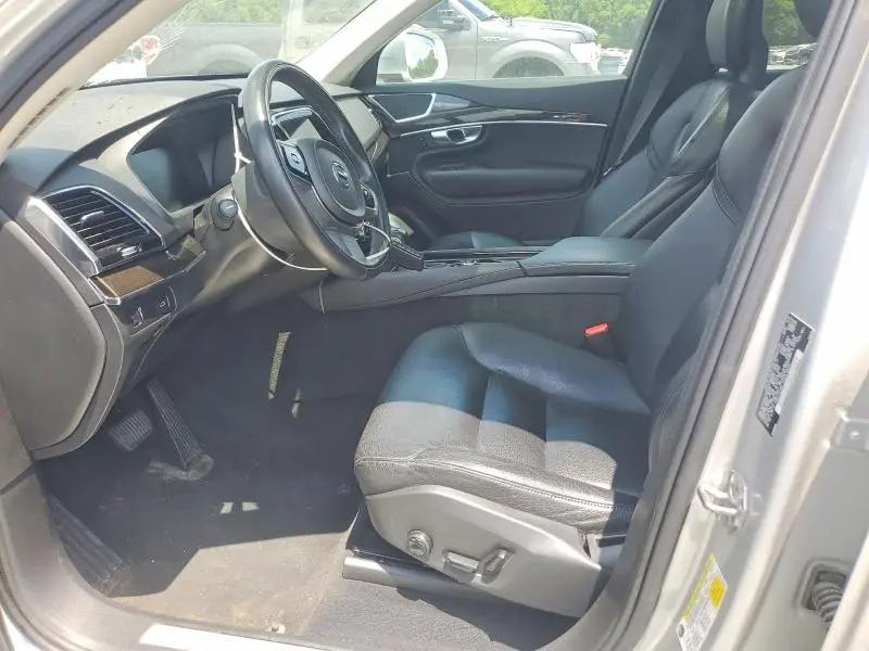 2018 VOLVO XC90 T6  